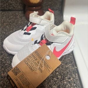 Nike Kids White and Pink Shoes